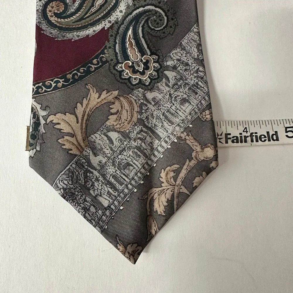 Mens Handmade Silk Tie Paisley Baroque Orante Academia Sophisticated Classic